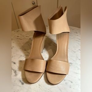 Vince leather wedges